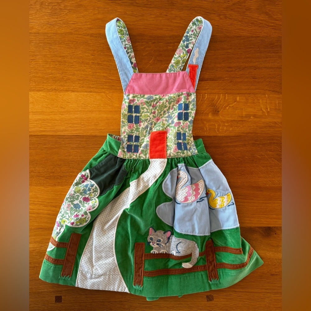 Mini Boden rare Pond House Scene Pinafore Dress Jumper